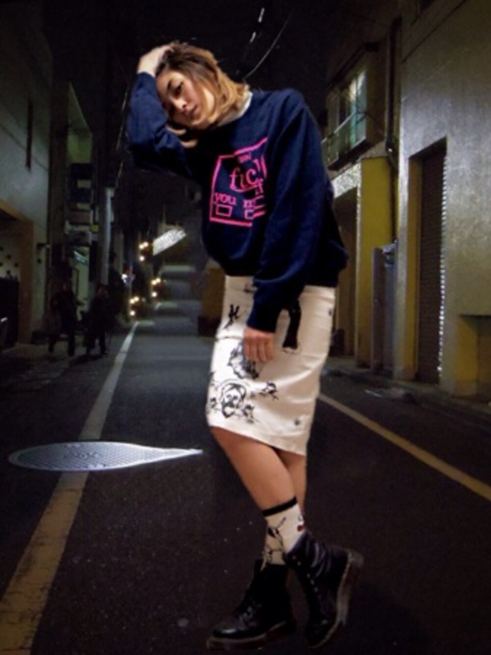 「#ペンシルスカート、#スポーツミックス、#Dr.Martens、#socks、style icon tokyo」｜「Dr. Martensのアイテム（ブーツ、ブラック系）」を使った、rinoさん（レディース・160cm）の春コーディネートの1枚目の写真