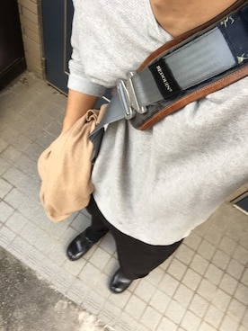「DRIES VAN NOTEN（ドリスヴァンノッテン）のアイテム（スラックス）」を使った、Naoki Kawashitaさん（メンズ・182cm）の秋コーディネート