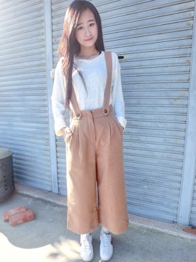 「LOVFEE（ラッフィ）のアイテム（オールインワン・サロペット）」を使った、盈羽さん（レディース・162cm）の冬コーディネート