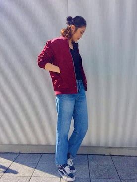 「AZUL by moussy（アズールバイマウジー）のアイテム（MA-1）」を使った、Yuka Sakakibaraさん（レディース・173cm）の秋コーディネート