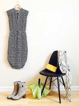 「アイテム（マフラー）」を使った、ビアンカさん（レディース・165cm）の夏コーディネート