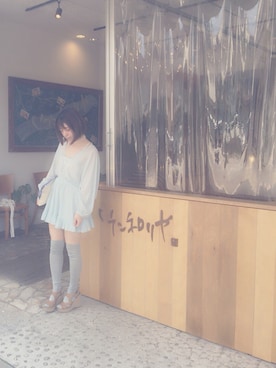 「Rosarymoon（ロザリームーン）のアイテム（サロペット/オーバーオール、ブルー系）」を使った、♡me♡さん（レディース・158cm）の春コーディネート