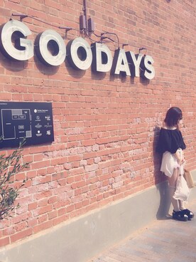 「DHOLIC（ディーホリック）のアイテム（Tシャツ/カットソー、ブラック系）」を使った、♡me♡さん（レディース・158cm）の夏コーディネート