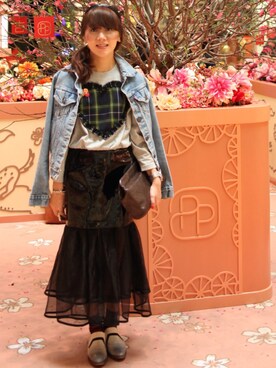 「アイテム（その他シューズ、グレー系）」を使った、Zella Hungさん（レディース・158cm）の冬コーディネート