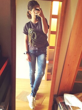 「アイテム（ボディバッグ/ウエストポーチ、グリーン系）」を使った、太田さん（レディース・154cm）の夏コーディネート