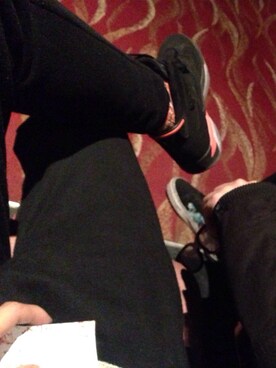 「AIR JORDAN（エアジョーダン）のアイテム（スニーカー、ブラック系）」を使った、_a__Hmさん（メンズ・181cm）の冬コーディネート