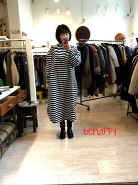 「PRADA（プラダ）のアイテム（モカシン/デッキシューズ）」を使った、BeHappyFashionさん（レディース・163cm）の冬コーディネート
