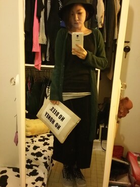 Gi Gi Lauさんのコーディネート