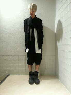 「DRKSHDW（ダークシャドウ）のアイテム」を使った、にしおさん（メンズ・180cm）の春コーディネート