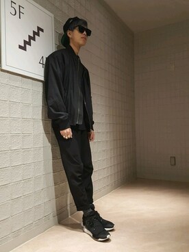 「MSGM（エムエスジーエム）のアイテム（Tシャツ/カットソー）」を使った、にしおさん（メンズ・180cm）の冬コーディネート