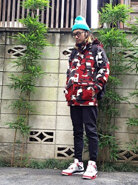 「アイテム（ミリタリージャケット、ブラウン系）」を使った、Kyosuke Yamazakiさん（メンズ・174cm）の冬コーディネート