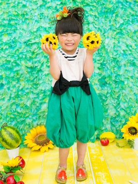 「ひまわり」｜「アイテム（サロペット/オーバーオール）」を使った、らびぃさん（キッズ・90cm）の夏コーディネート