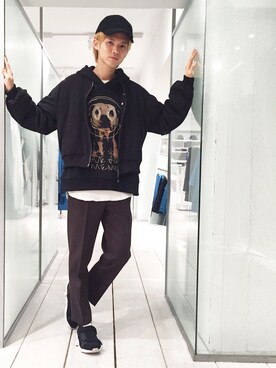 パーカーを使った 金髪ネオヤンキー の人気ファッションコーディネート Wear