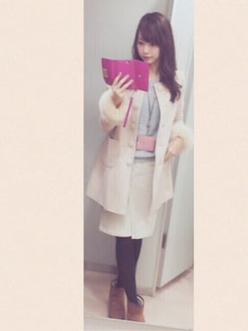 「working style」｜「アイテム（PC・スマホグッズ/家電）」を使った、加藤里奈(カトリーナ)さん（レディース・170cm）の冬コーディネート