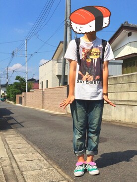 「H&M DIVIDED（エイチアンドエム　ディヴァイデッド）のアイテム（Tシャツ/カットソー、ホワイト系）」を使った、きのさん（メンズ・175cm）の夏コーディネート