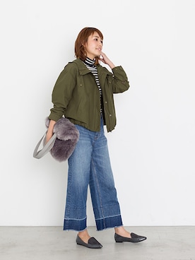 「アイテム（マウンテンパーカー、グリーン系）」を使った、NBB STAFF03さん（レディース・163cm）の秋コーディネート