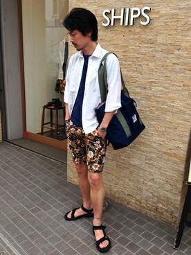「SHIPS」｜飯沼さん（メンズ・178cm）の春コーディネート