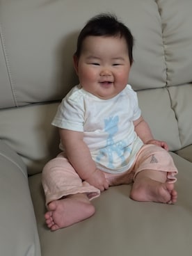 「Sophie la girafe（ソフィーラジラフ）のアイテム（トップス）」を使った、あかねくん&たっくんさん（キッズ・70cm）の春コーディネート