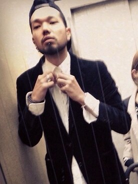 「アイテム（キャップ、ブラック系）」を使った、alesinternationalさん（メンズ・184cm）の春コーディネート
