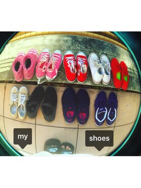 「NIKE（ナイキ）のアイテム（スニーカー、ブルー系）」を使った、sakuraさん（レディース・164cm）の冬コーディネート