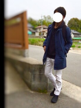 「3色コーデ」｜「アイテム（ステンカラーコート）」を使った、Mihaさん（メンズ・170cm）の春コーディネート