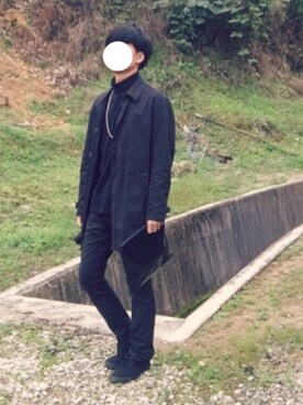 「リング」｜「アイテム（ステンカラーコート）」を使った、Mihaさん（メンズ・170cm）の秋コーディネート