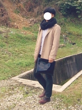 「リング」｜「アイテム（ステンカラーコート）」を使った、Mihaさん（メンズ・170cm）の秋コーディネート