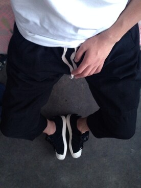 「UNIQLO（ユニクロ）のアイテム（T Shirts、ホワイト系）」を使った、Supremacismさん（メンズ・175cm）の夏コーディネート