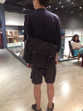「埃斯普利特のアイテム（Shoulderbag、ブラック系）」を使った、Supremacismさん（メンズ・175cm）の夏コーディネート