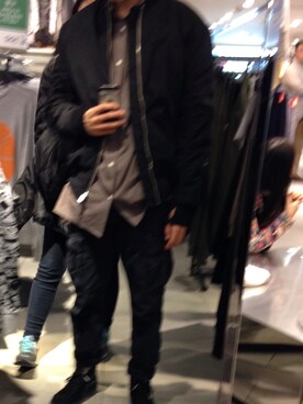 「H&M（エイチ・アンド・エム）のアイテム（Blouson、ブラック系）」を使った、Supremacismさん（メンズ・175cm）の秋コーディネート