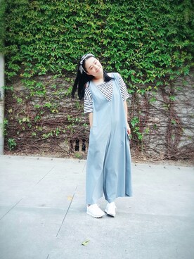 「TAIPEI」｜「アイテム（つなぎ/オールインワン）」を使った、丁叮さん（レディース・158cm）の秋コーディネート