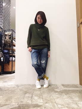 「アイテム（チュニック）」を使った、桐本 絵梨花さん（レディース・159cm・20代）の秋コーディネート