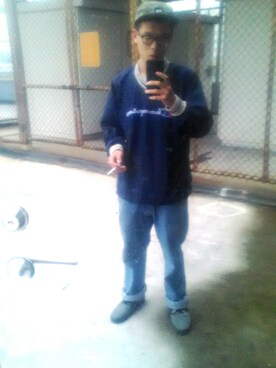 「LESS（レス）のアイテム（キャップ）」を使った、黃子杰さん（メンズ・169cm）の冬コーディネート