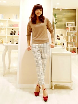 「LODISPOTTO（ロディスポット）のアイテム」を使った、LODISPOTTO OFFICIALさん（レディース・162cm）の秋コーディネート