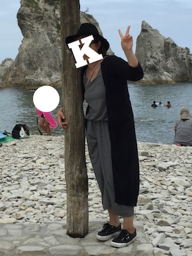 「海」｜「アイテム（サロペット/オーバーオール）」を使った、keyさん（キッズ・100cm）の秋コーディネート