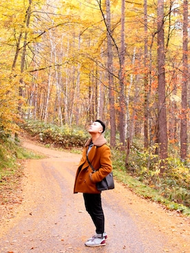 「mercibeaucoup,（メルシーボークー）のアイテム（チェスターコート）」を使った、ChristopherYiuさん（メンズ・170cm）の秋コーディネート