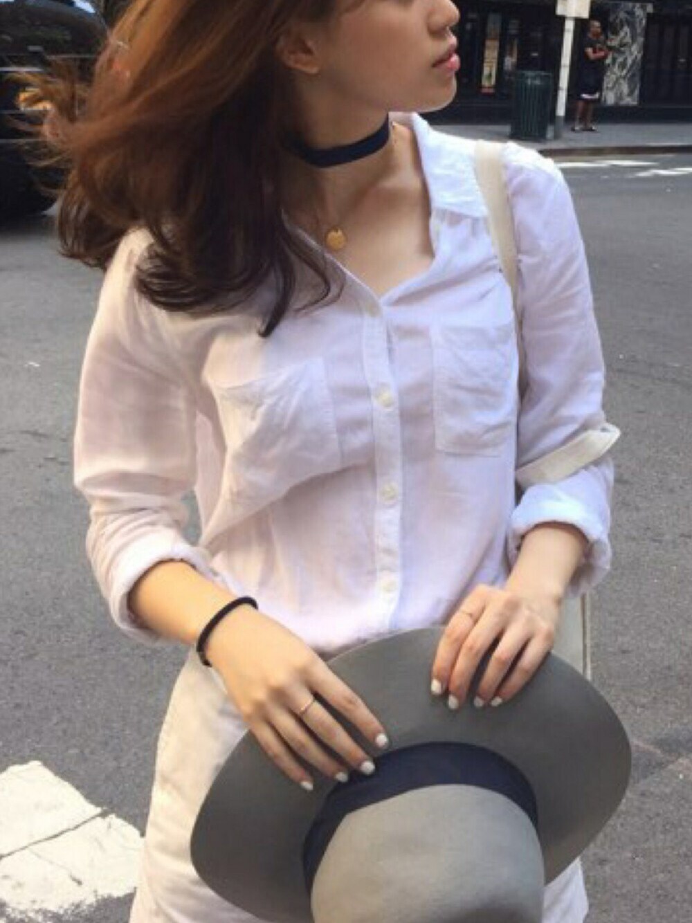 「silk、daily、dailylook、choker、scarf、ootd、데일리룩、초커、스카프、오오티디」｜「Lazysummerのアイテム（マフラー、その他）」を使った、Lazy summerさん（レディース・168cm）の夏コーディネートの1枚目の写真