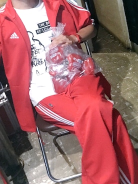 「アイテム（ジャージ）」を使った、独特の白米さん（メンズ・173cm・10代）の秋コーディネート