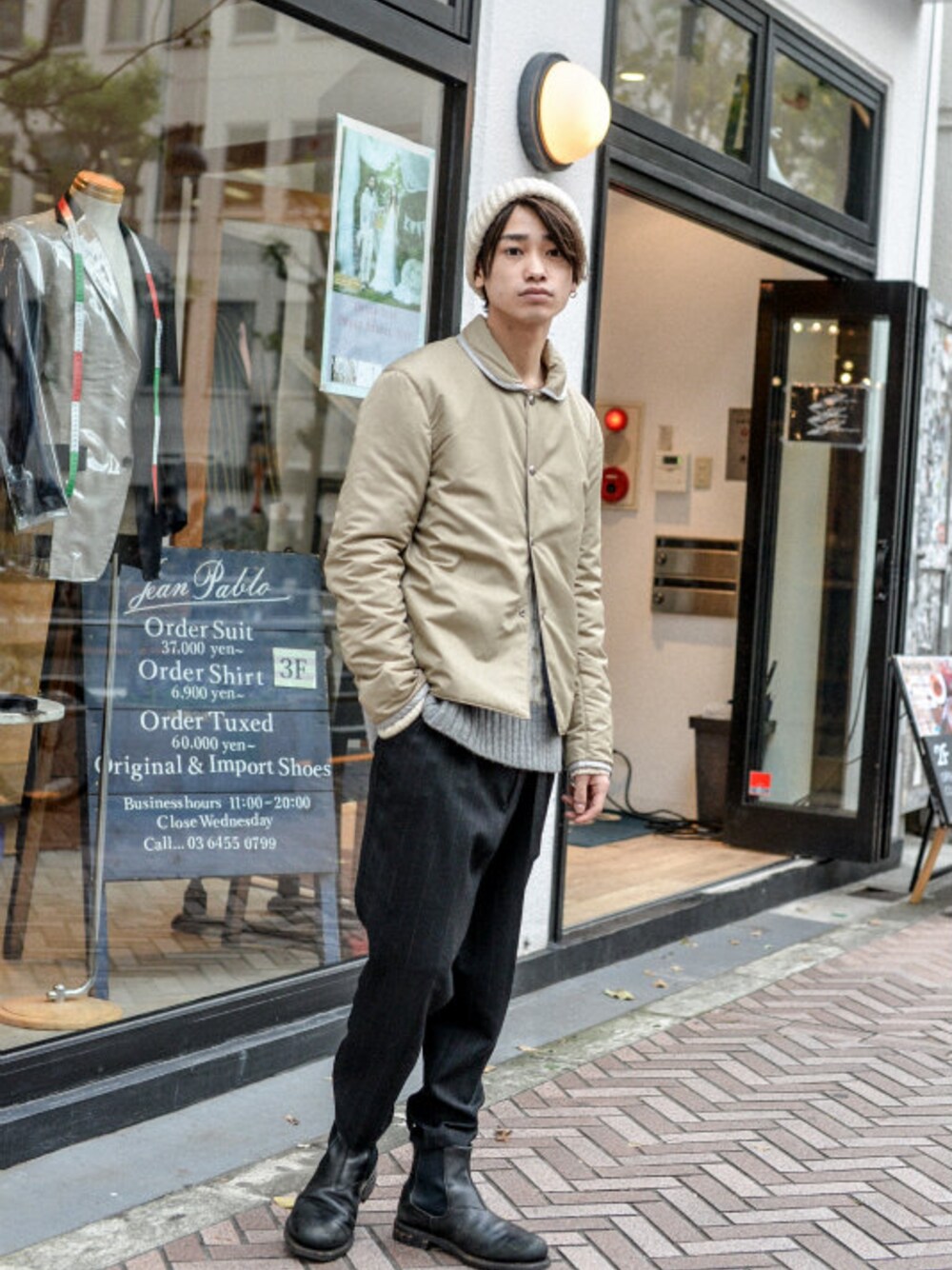 「ITTY BITTYのitty-bitty - Reversible Batting Jacket（size - 2）¥23000+tax（ナイロンジャケット、ベージュ系）」を使った、kodona_tokyoさん（メンズ・170cm）の秋コーディネートの1枚目の写真