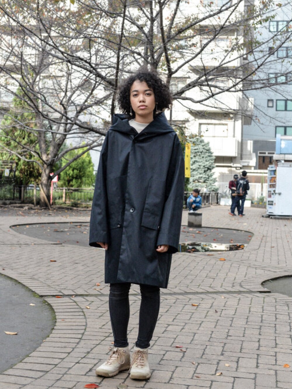 「Edwina HorlのEdwina Horl - Hooded Coat（size - M）¥42000+tax（その他アウター、ブラック系）」を使った、kodona_tokyoさん（レディース・165cm）の秋コーディネートの1枚目の写真