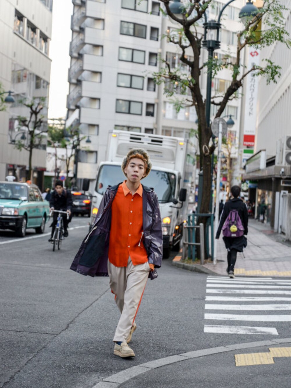 「SASQUATCHfabrix.のSasquatch Fabrix - Nylon Hooded Coat（size - L）¥16500+tax（ナイロンジャケット、パープル系）」を使った、kodona_tokyoさん（メンズ・170cm）の秋コーディネートの1枚目の写真