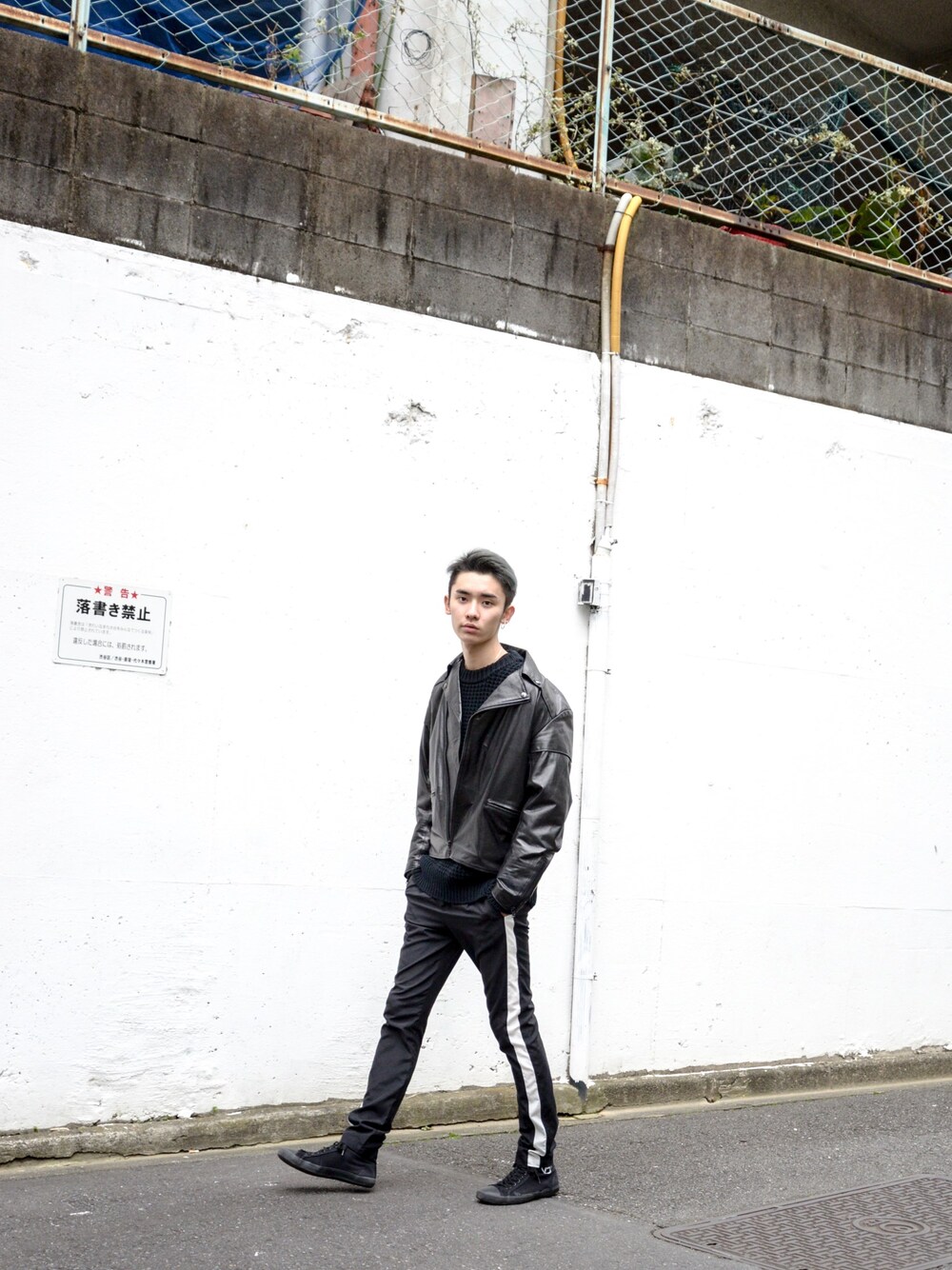「N.HOOLYWOODのN.HOOLYWOOD - Leather Riders Jacket（size - 40）¥32000+tax（ライダースジャケット、ブラック系）」を使った、kodona_tokyoさん（メンズ・177cm）の秋コーディネートの1枚目の写真