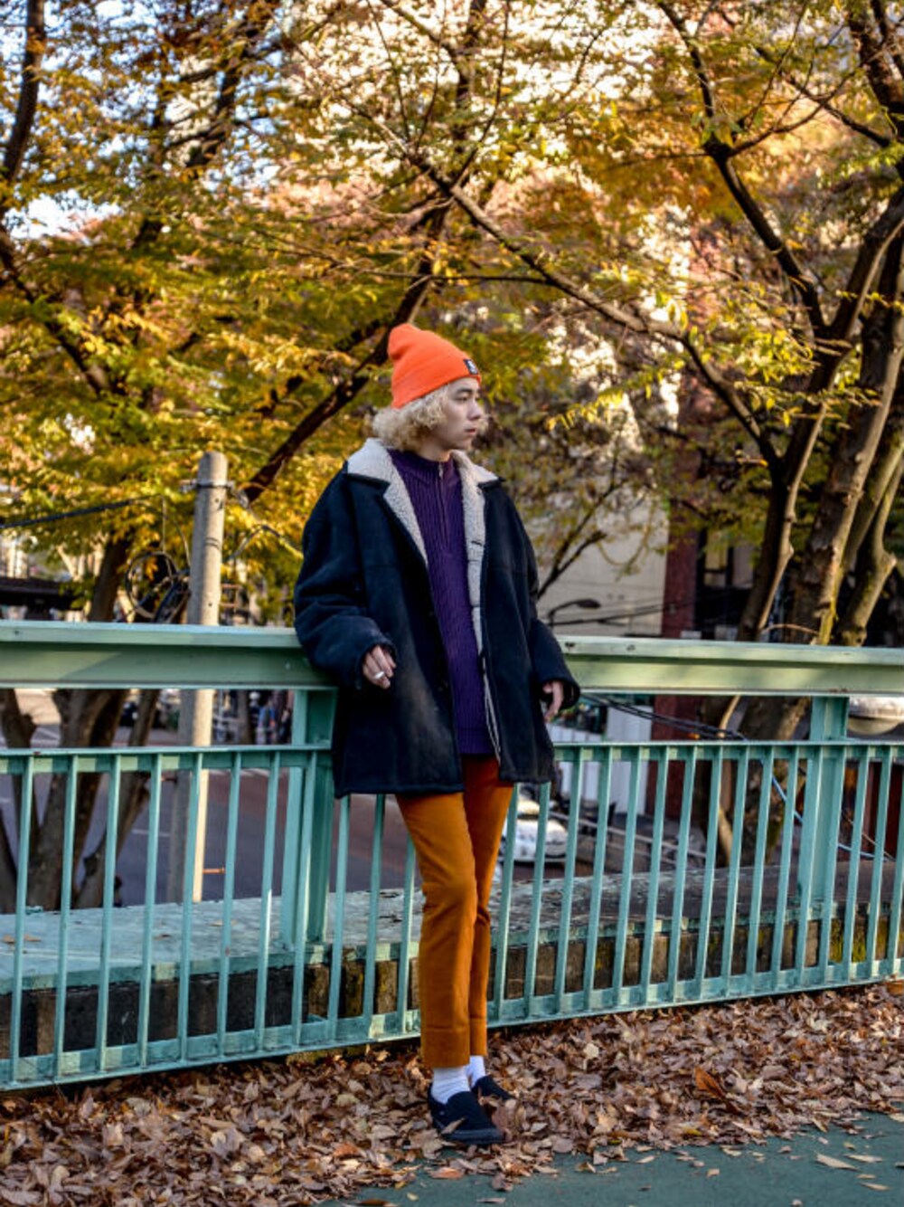 「USED - Mouton Over Jacket ¥16500+tax（ムートンコート、ブラック系）」を使った、kodona_tokyoさん（メンズ・183cm）の冬コーディネートの1枚目の写真