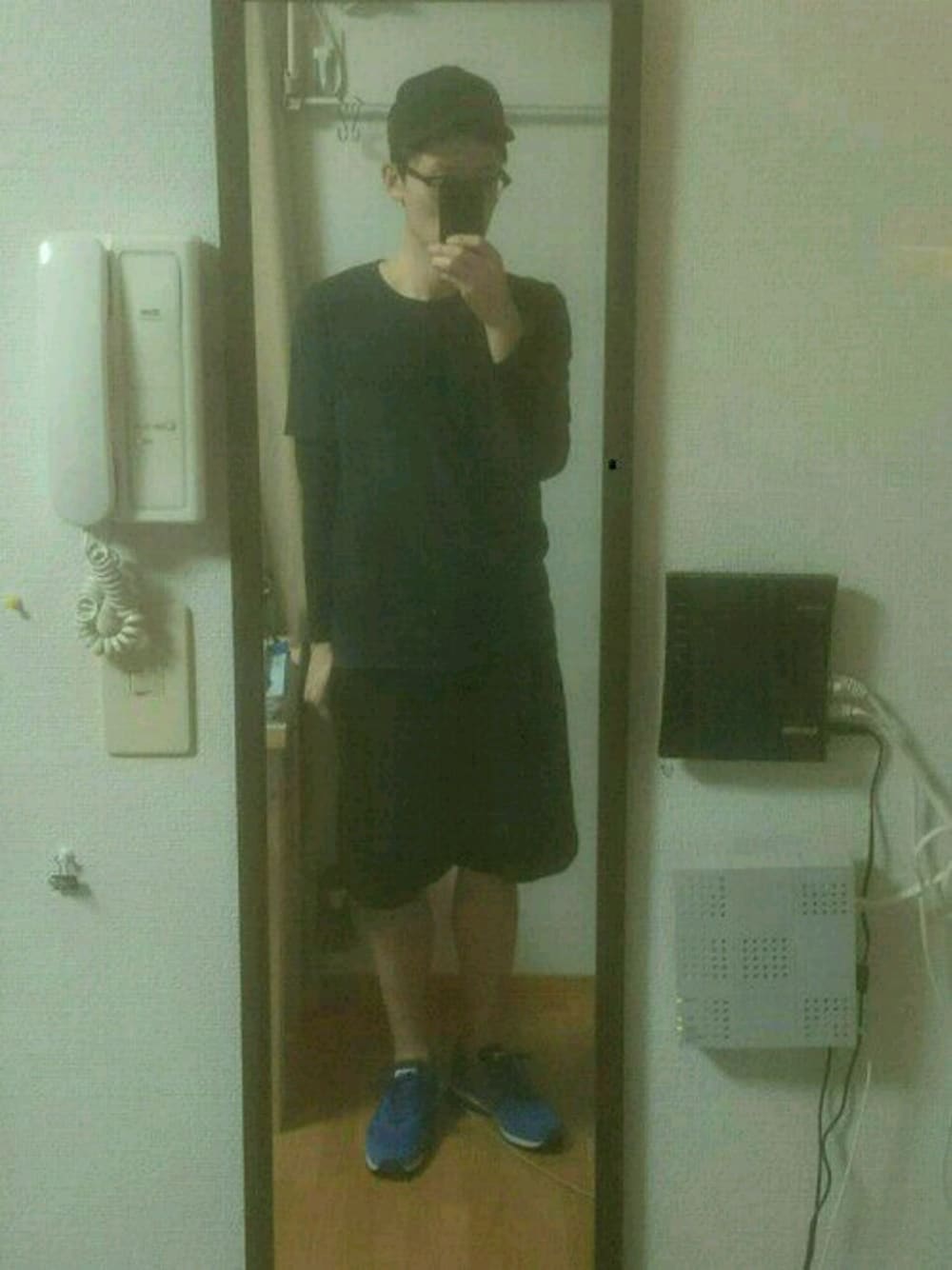 「masacahatのアイテム（キャップ、ブラック系）」を使った、しんぽーさん（メンズ・173cm）の春コーディネートの1枚目の写真