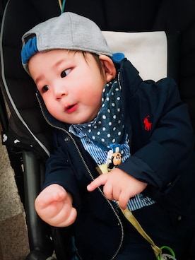 「babygap」｜「アイテム（ナイロンジャケット）」を使った、Milanさん（キッズ・80cm）の秋コーディネート