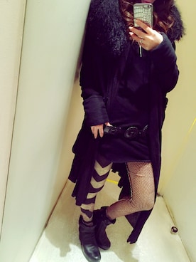 「KMRii（ケムリ）のアイテム（ブーツ）」を使った、monaさん（レディース・160cm）の冬コーディネート