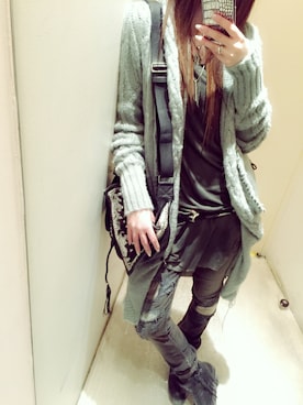 「KMRii（ケムリ）のアイテム（ブーツ）」を使った、monaさん（レディース・160cm）の冬コーディネート