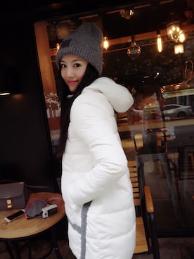 「ACNE（アクネ）のアイテム（帽子）」を使った、NoraLiuさん（レディース・168cm）の秋コーディネート