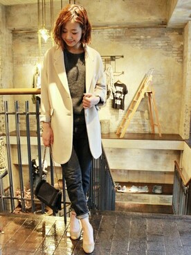 「テーラード」｜「アイテム（その他アウター）」を使った、AYAKAさん（レディース・167cm）の秋コーディネート