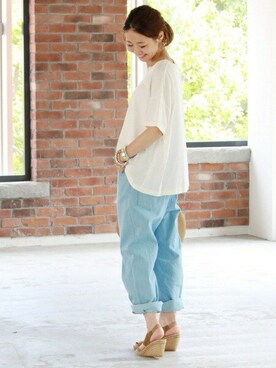 「ブルー x ホワイト」｜AYAKAさん（レディース・167cm）の春コーディネート